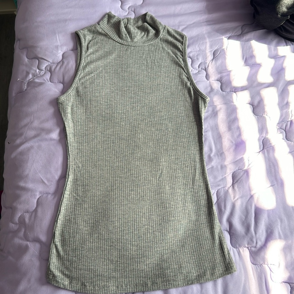 Top shirt gray